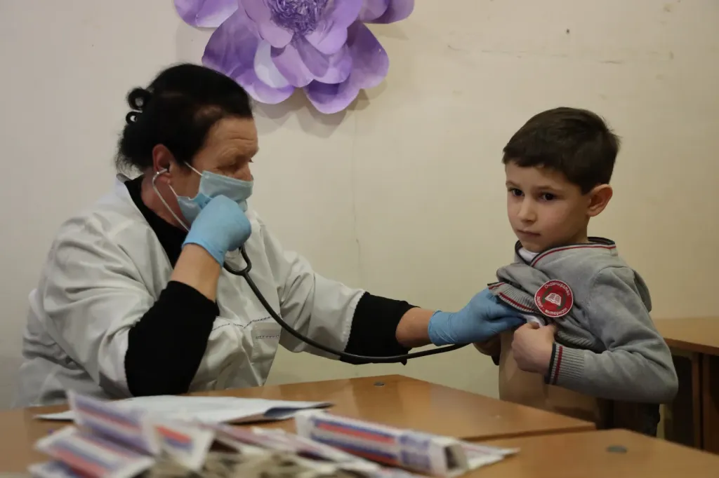 В КБР более 98 тысяч детей прошли профосмотры и диспансеризацию