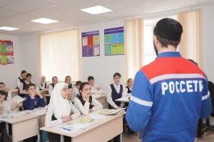 Энергетики провели 26 уроков электробезопасности для детей КБР